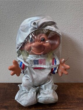 Vintage Russ Berrie Troll Doll Astronaut Space Suit Yellow Hair Silver Outfit